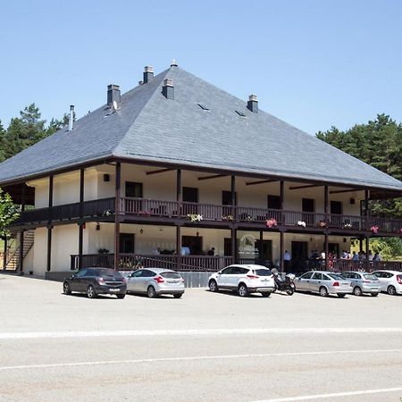 Albergue Pineiral Fonsagrada A Fonsagrada Экстерьер фото